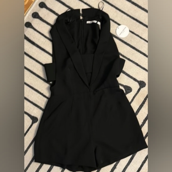NWT Finders Keepers The Logic Playsuit In Black Medium - Picture 5 of 6